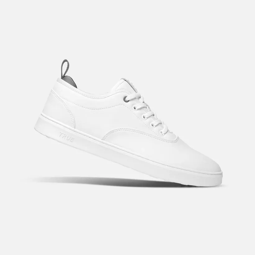 TRUE FS-01 Cloud White — view 2